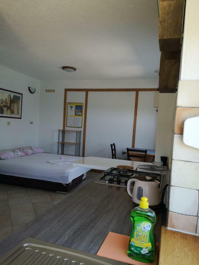 Oasis Of Peace Apartment Omis Exterior photo